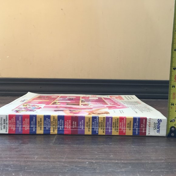 2005 Sears Christmas Wishbook Catalog Canada - Picture 5 of 12